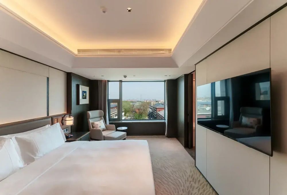 Guangzhou 18/50
