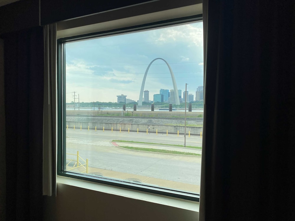 Casino Queen Hotel 17/50