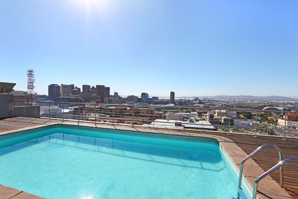 Midtown Rentals At The Four Seasons 18/38
