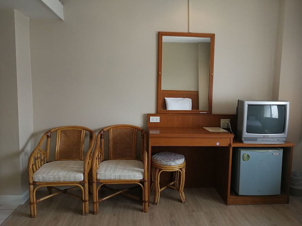 Srivichai Hotel 41/50