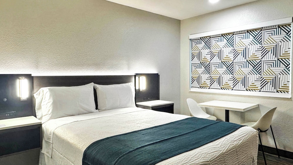 Motel6 Atascadero, CA 26/42