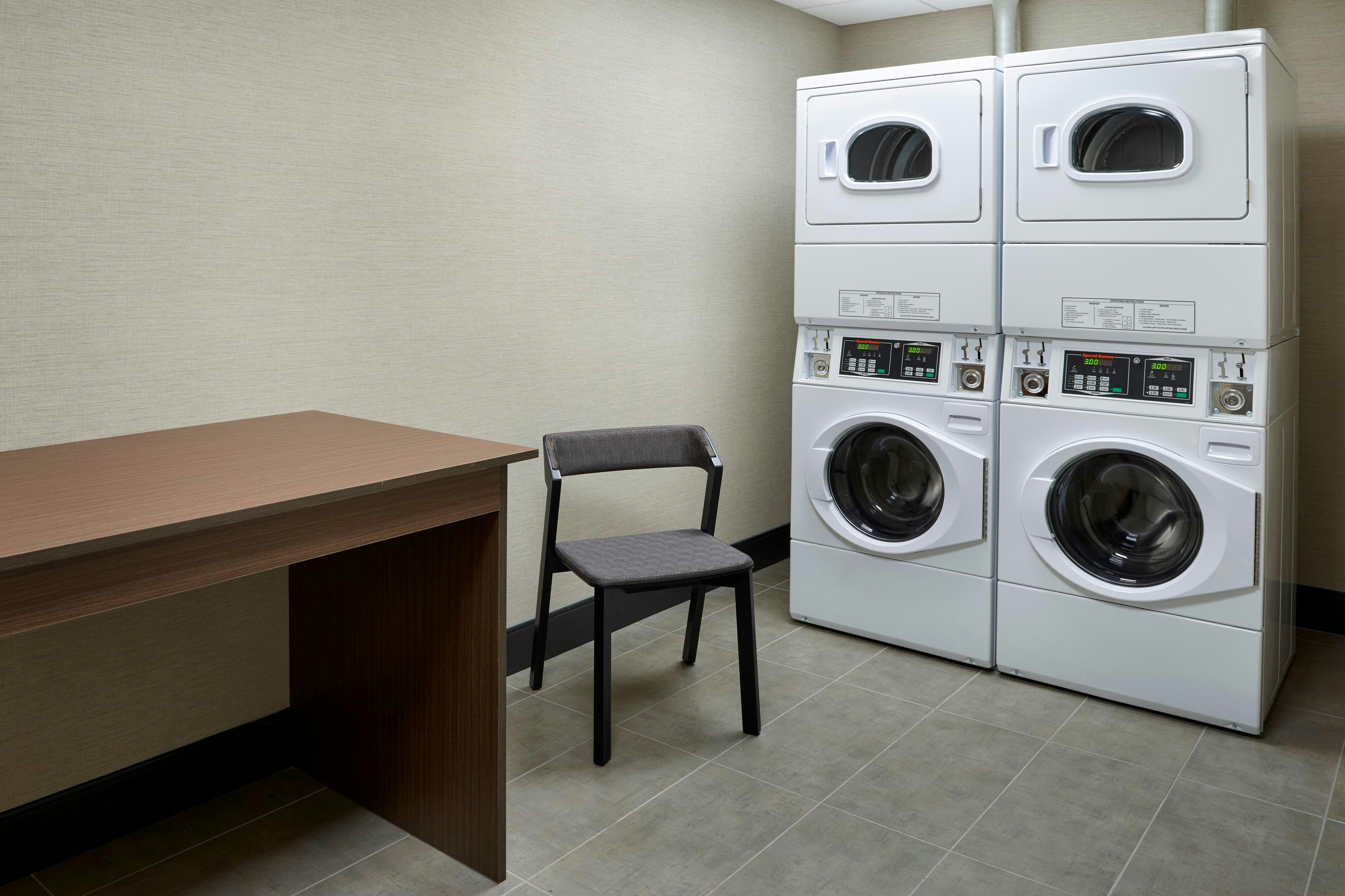 Four Points By Sheraton Hamilton Stoney Creek 12/33