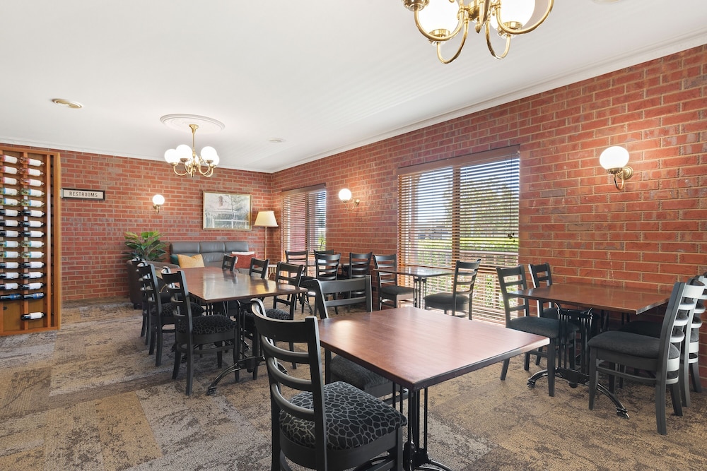 Burke And Wills Motor Inn Swan Hill 31/37