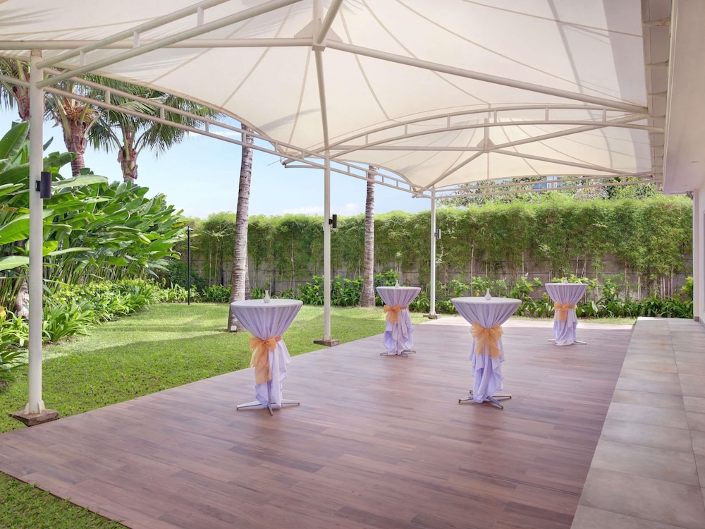 Grand Mercure Bali Seminyak 27/50