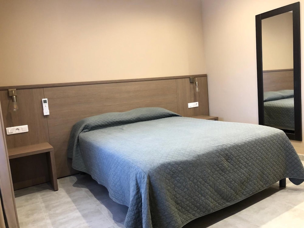 Hotel Corsica 20/50
