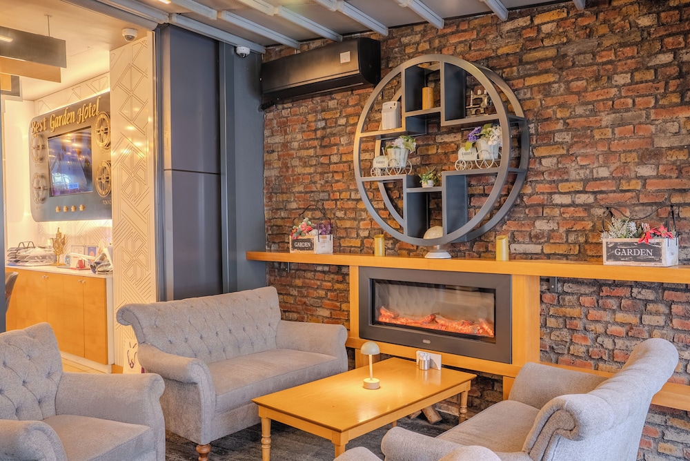 Best Garden Hotel 48/60