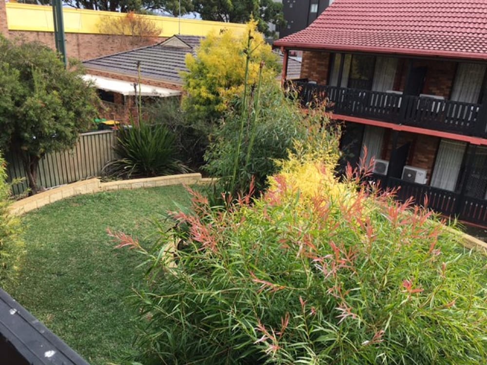 Maclin Lodge 24/36