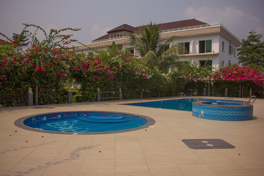 Chaka Resort & Extension 40/50