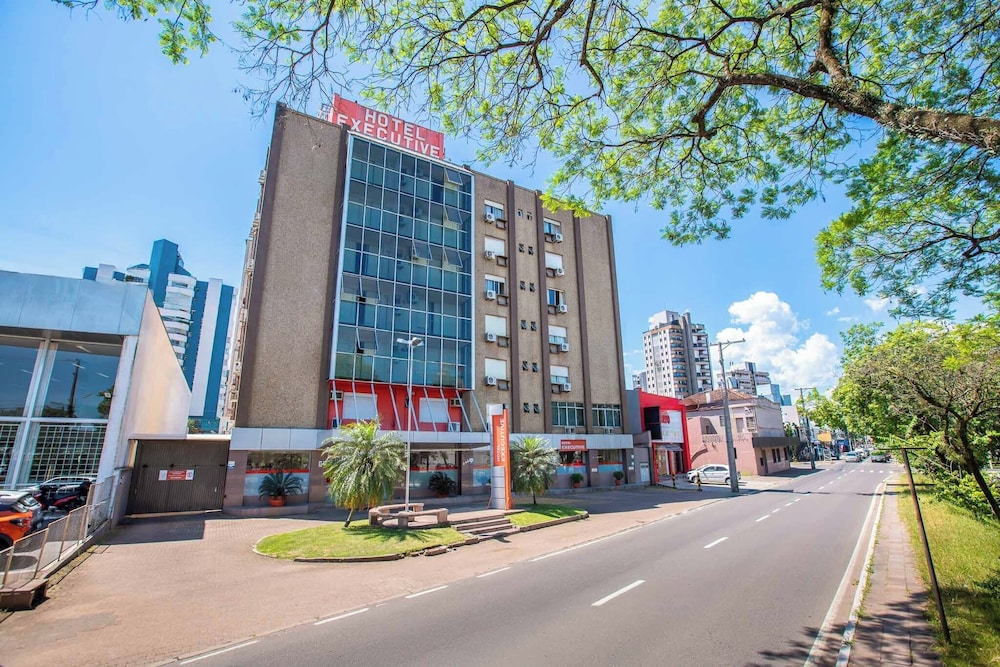 Hotel Suarez Executive 5/69