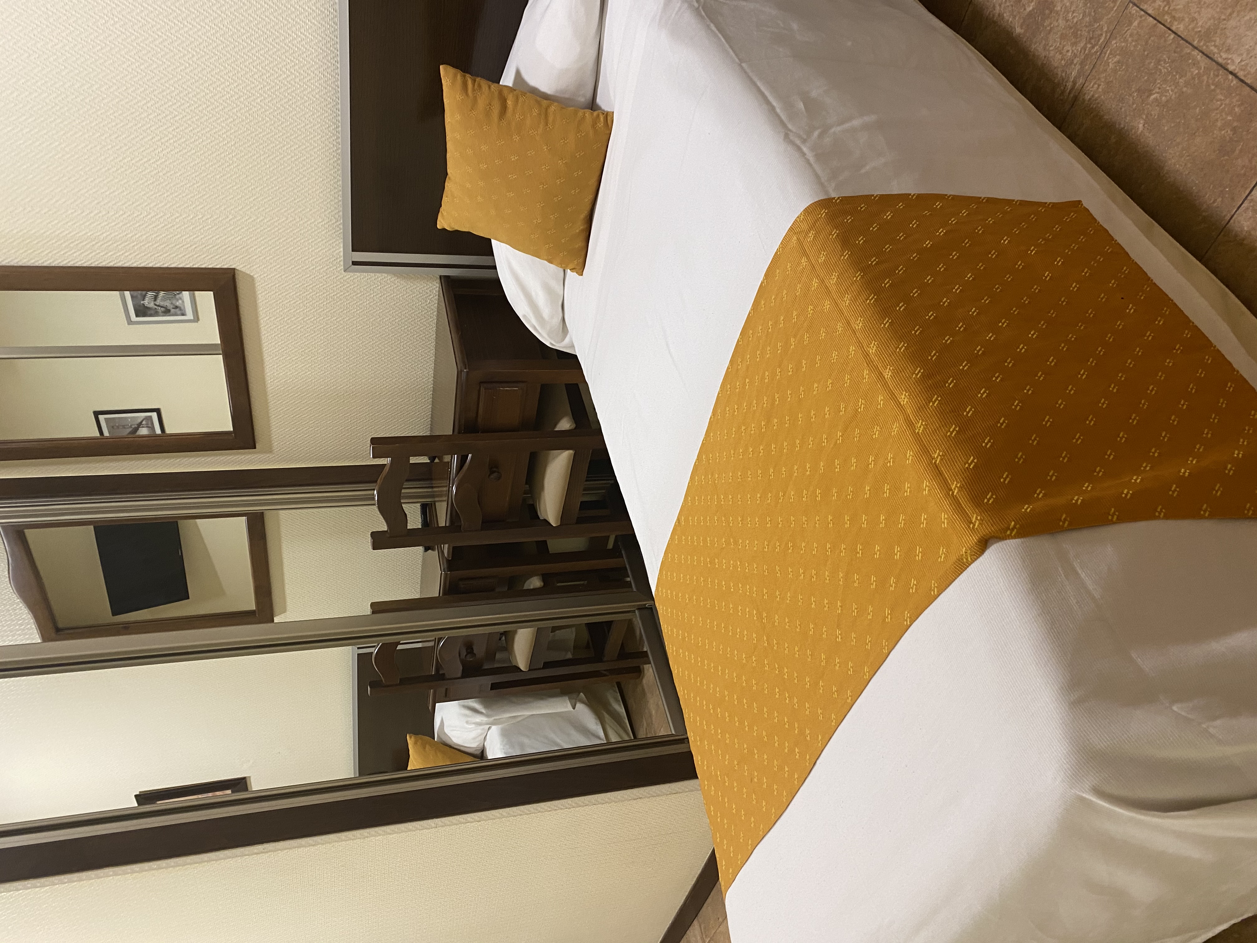 Hostal Complutense 13/28