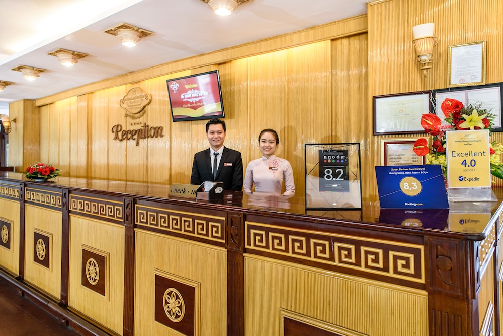 Huong Giang Hotel 14/77