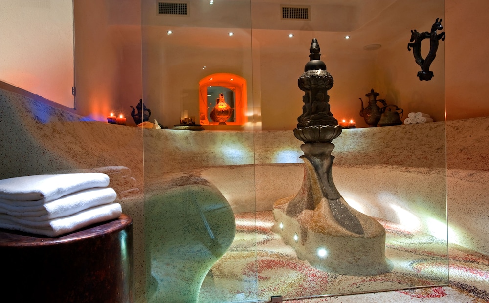 Grand Hotel Savoia Genova, Curio Collection by Hilton 33/73
