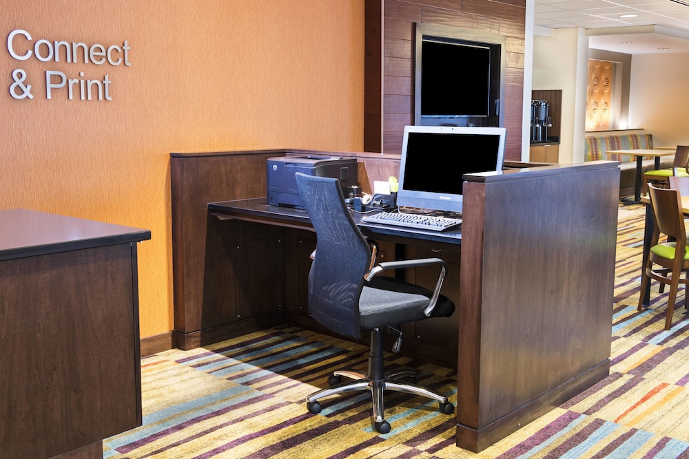 Fairfield Inn Suites Atlanta Perimeter Center 23/24