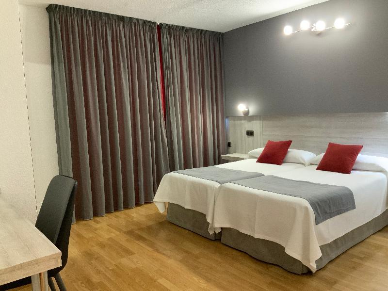Room, Single, Double Bed
