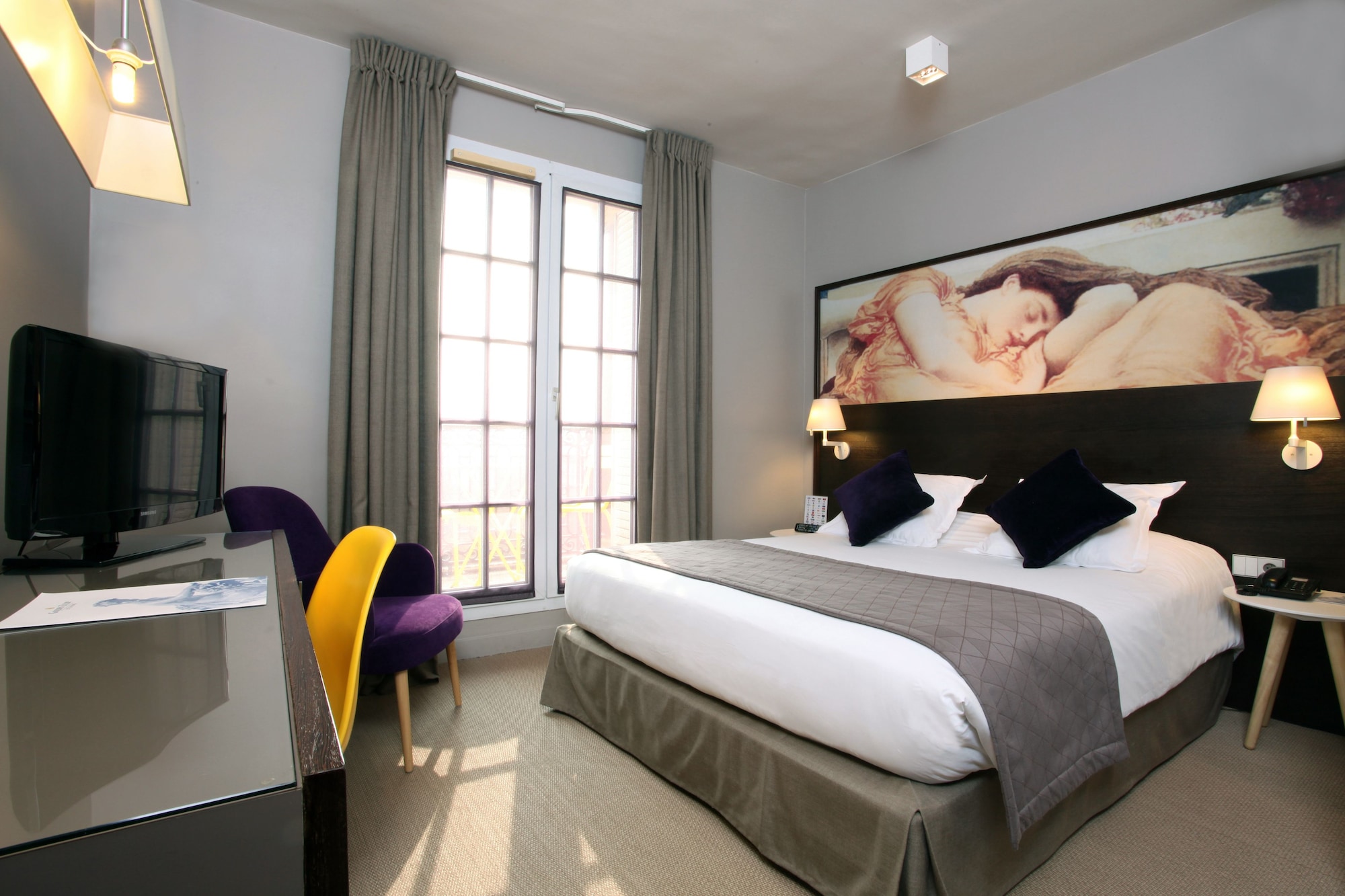 COMFORT, DOUBLE BED