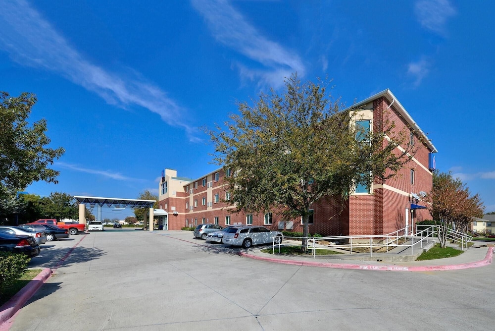 Motel6 McKinney, TX - North 30/34