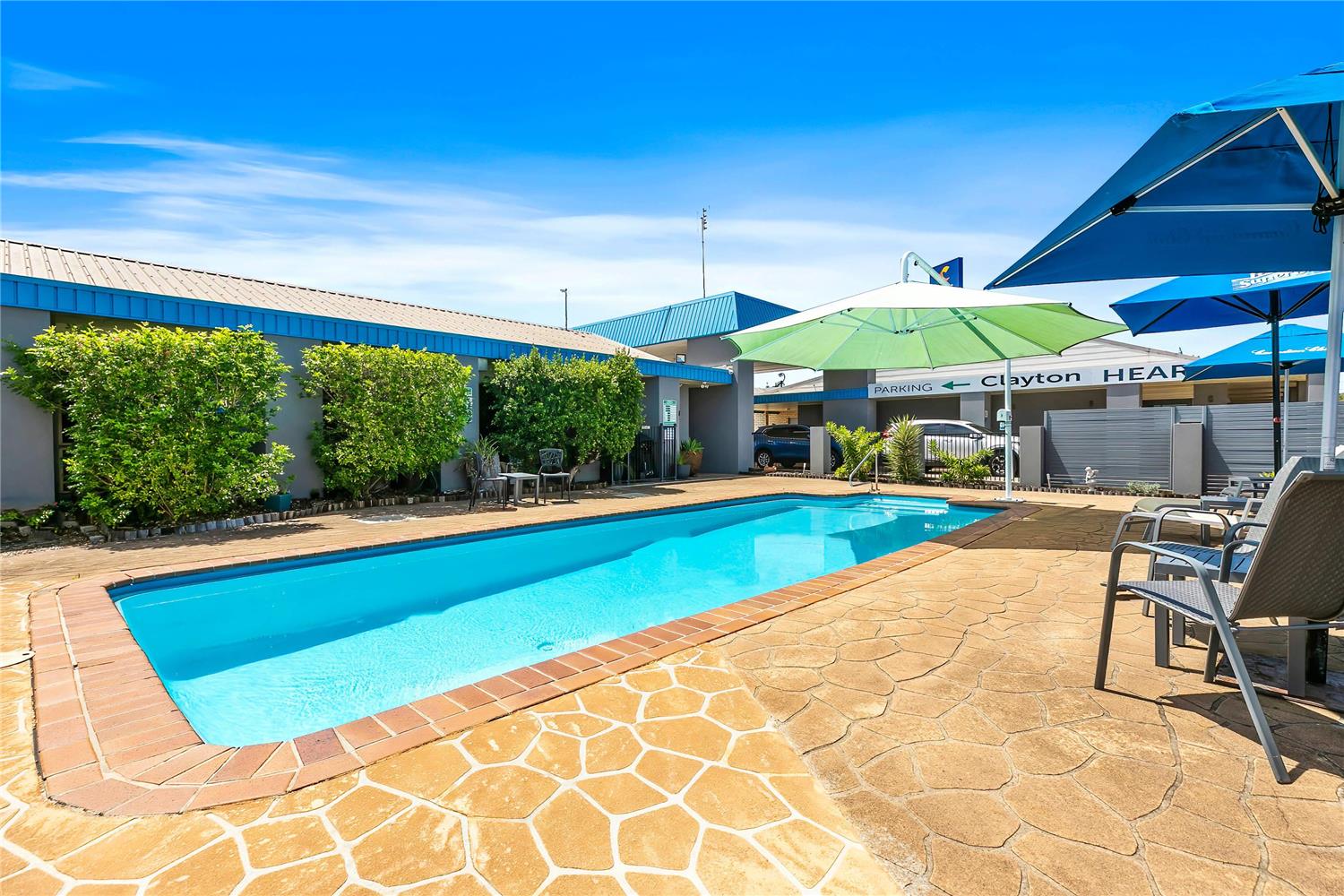 Comfort Inn On Main Hervey Bay 17/20