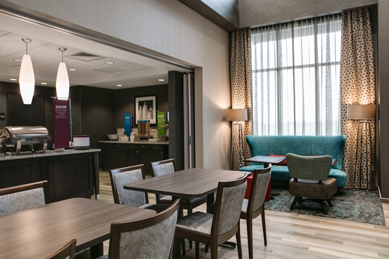 Hampton Inn Wichita Northwest 29/38