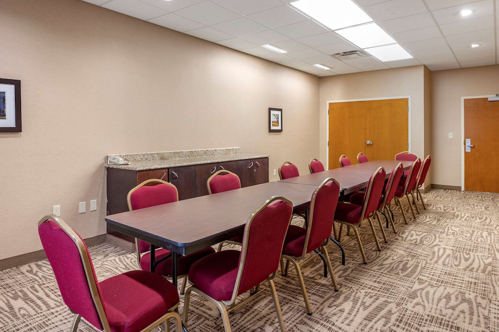Comfort Inn Louisville Southwest 31/34