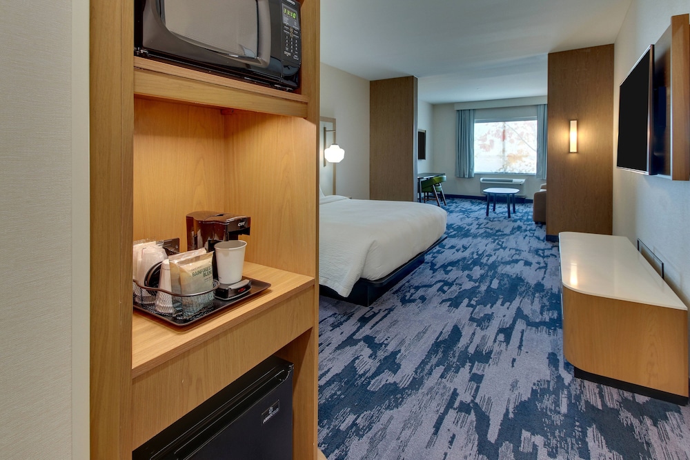 Fairfield Inn And Suites Houston Brookhollow 23/49