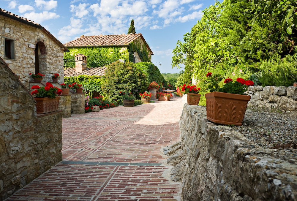 Il Borgo Di Vescine 7/64