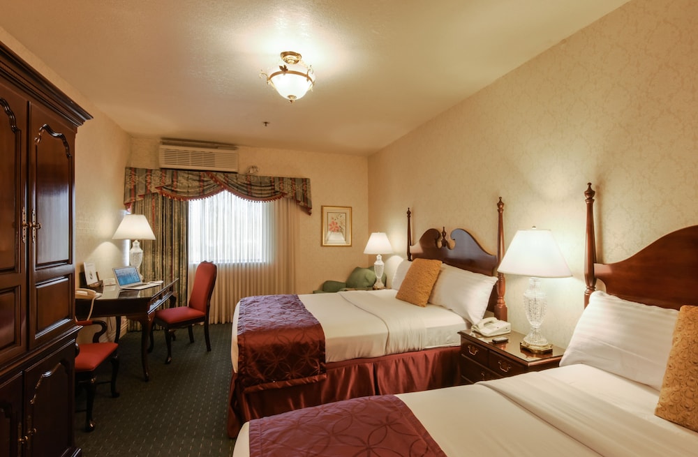 Carlyle Hotel 26/70