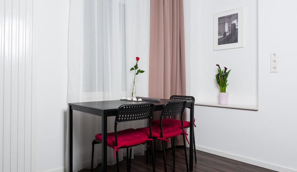 Apartment City Lenaustraße 20/25