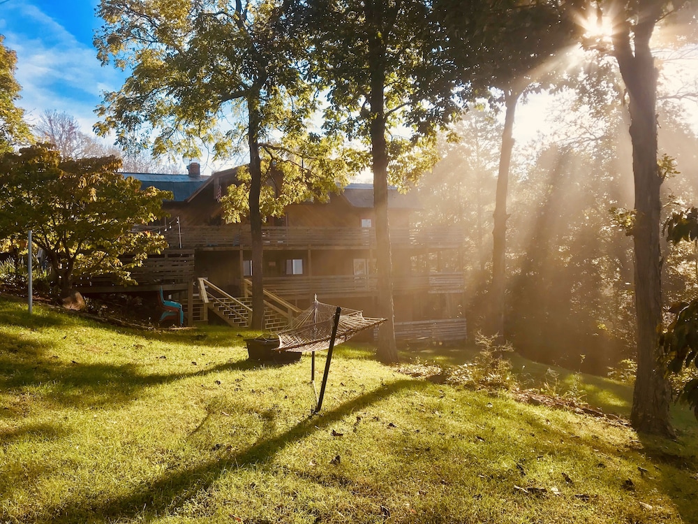 Good Place Farms Bed and Breakfast 65/71