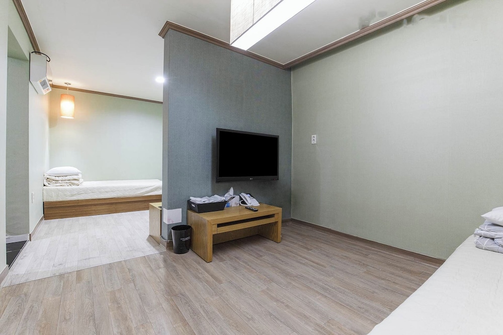 HOTEL RIVERSIDECOZY 32/50