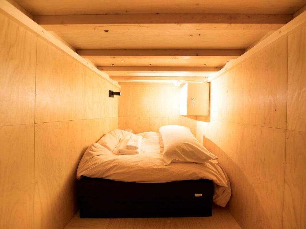 MIXED DORM