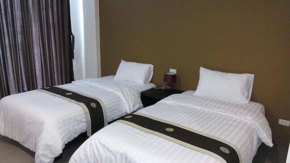 One Fu Hotel 6/28