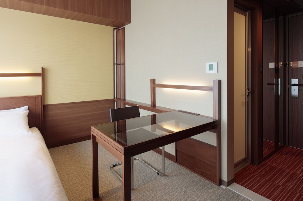 Business, Double Bed, Lounge Access, High Floor, Candeo Hotel Utsunomiya 2/3