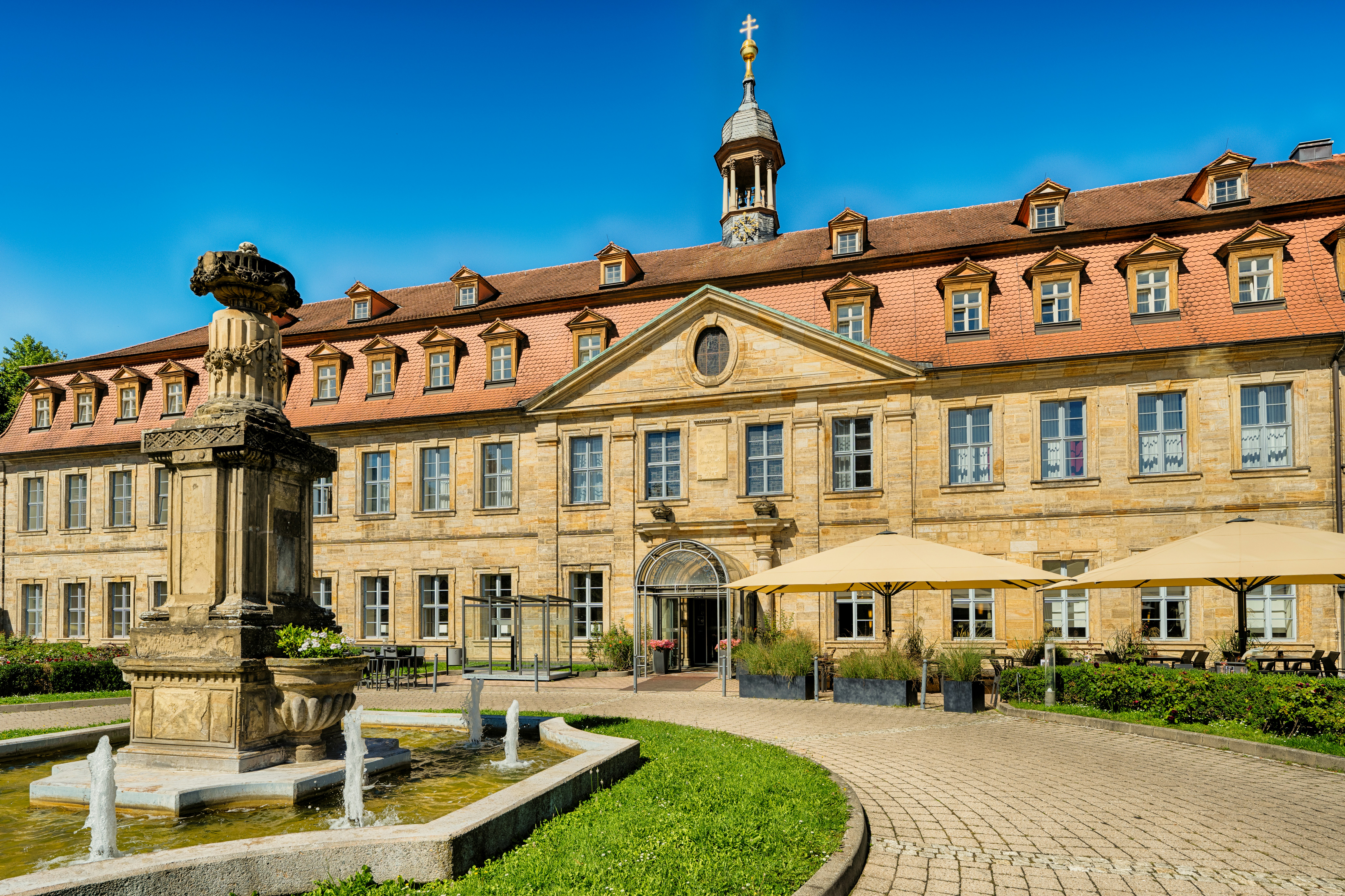 Welcome Residenzschloss 28/29
