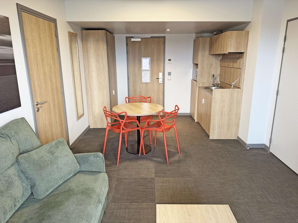 Kyriad Prestige Residence Cabourg - Dives-Sur-Mer 28/47