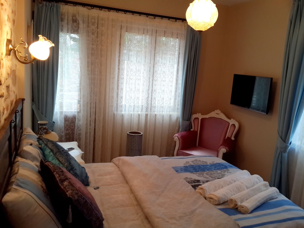 Lemon Villa Hotel 53/74