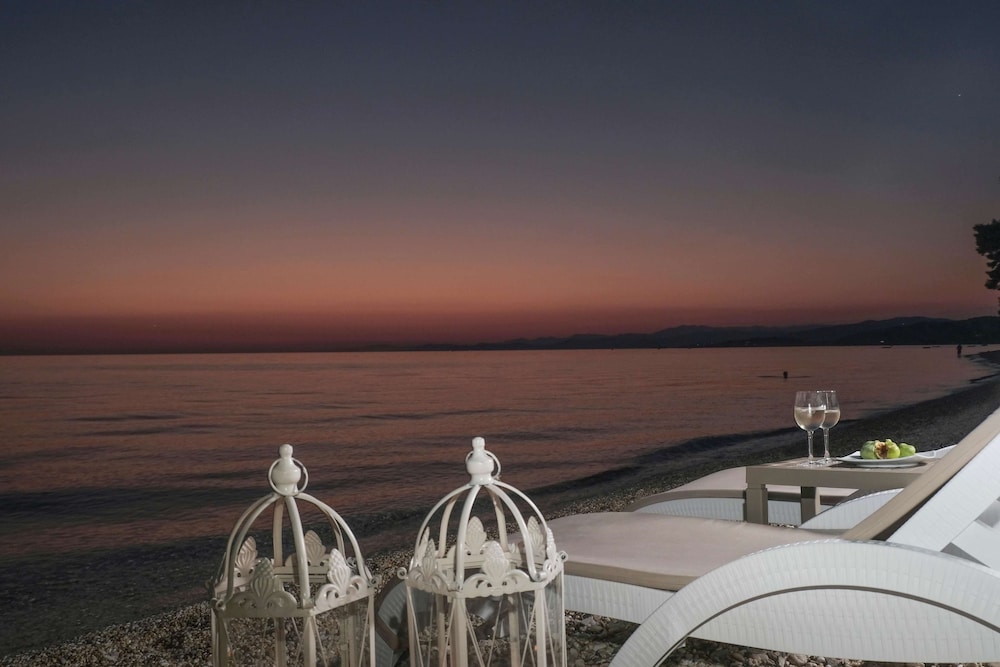 Acrotel Athena Villas 44/50