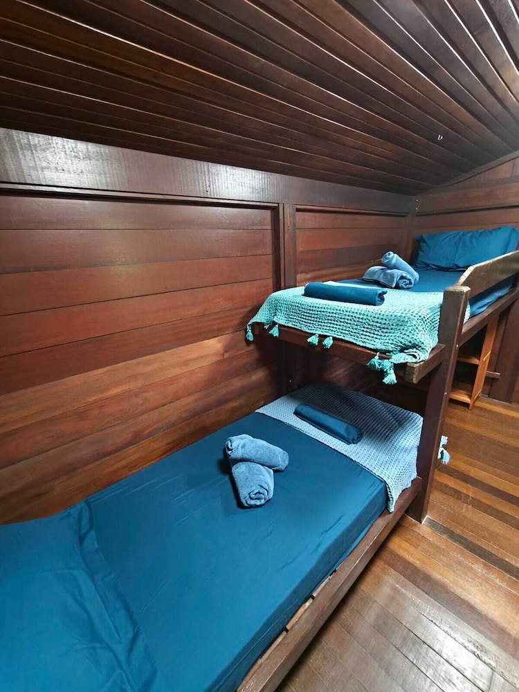 Piton Bungalows 26/50
