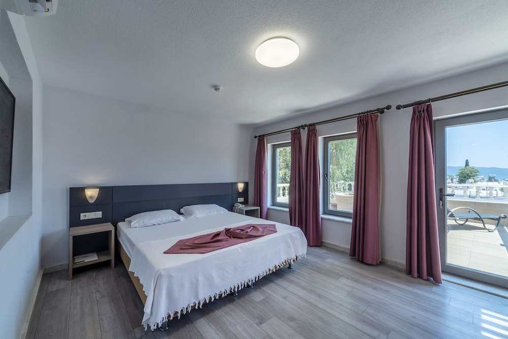 Laden Hotel Bodrum 11/42