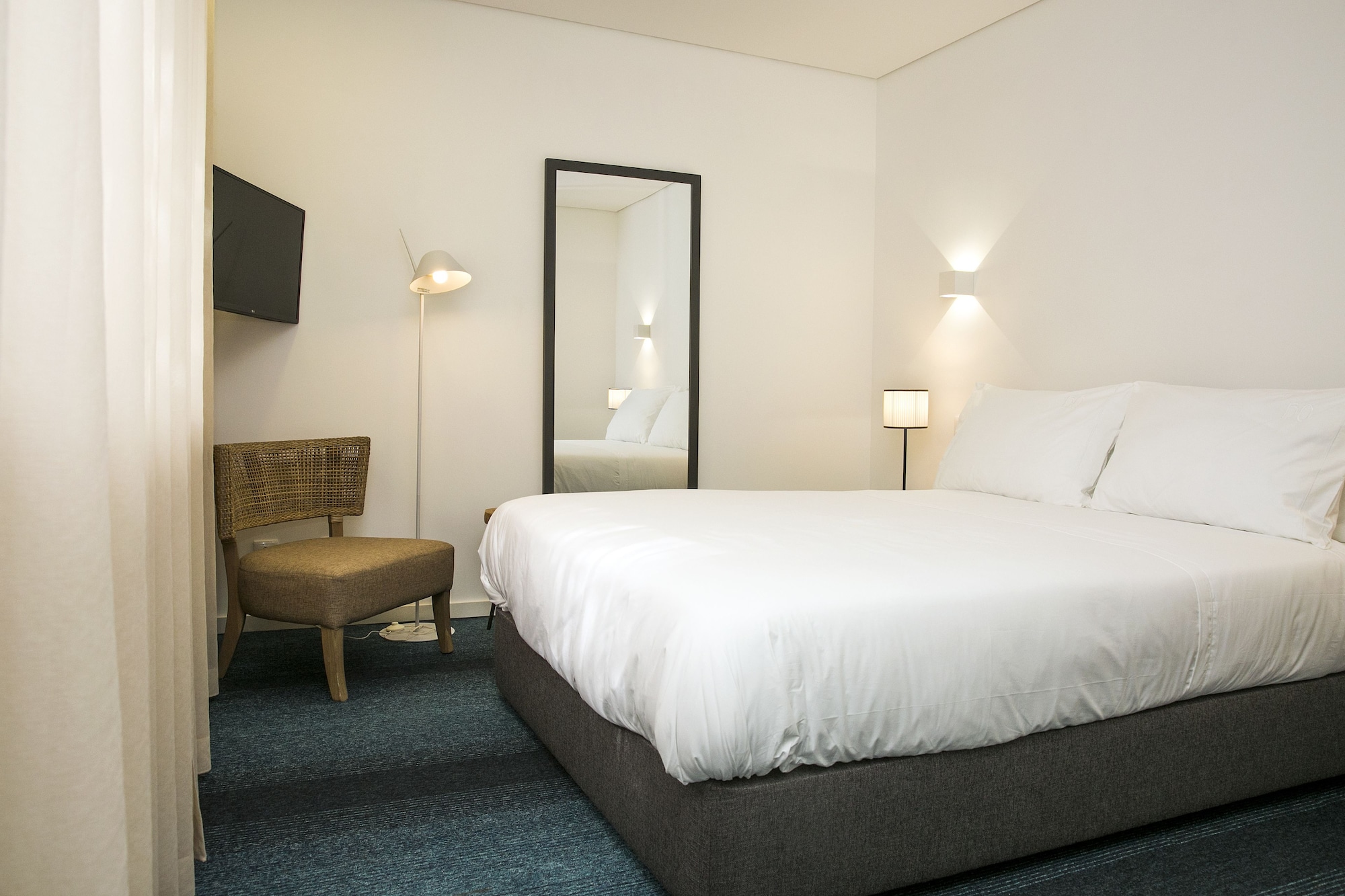 SUPERIOR, DOUBLE BED