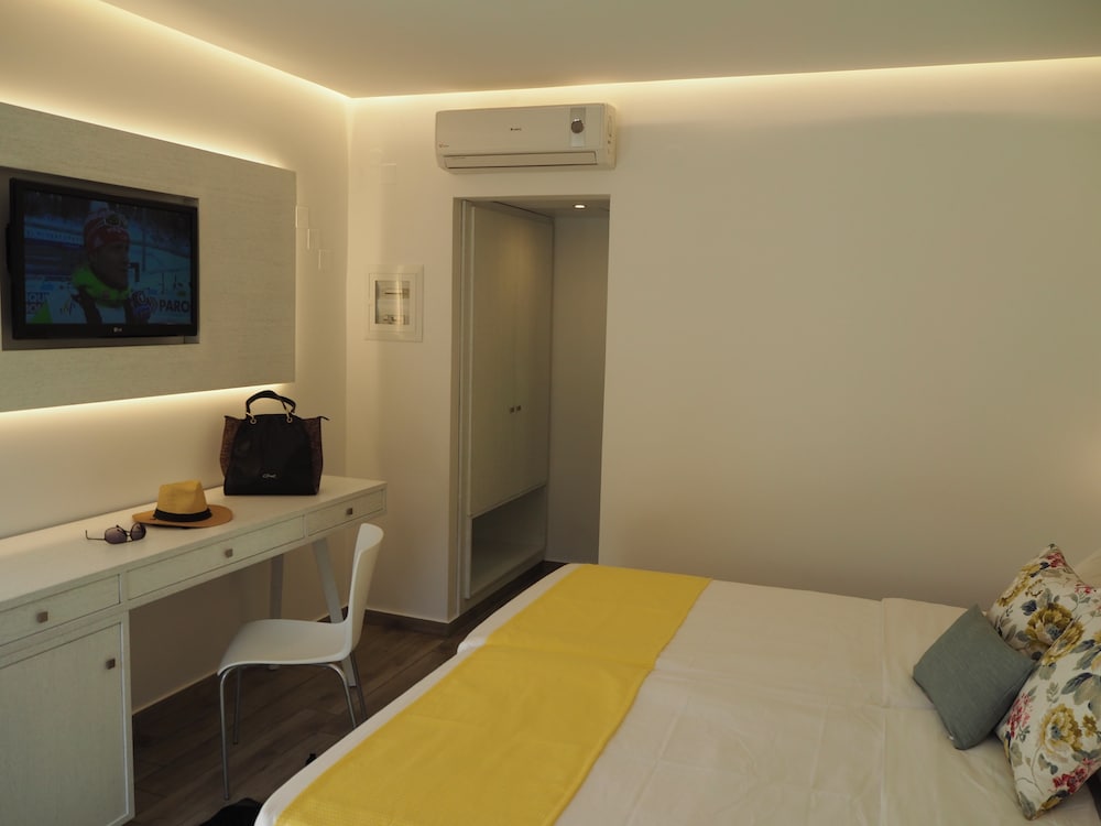 Cooee Kyknos Beach Hotel 28/75
