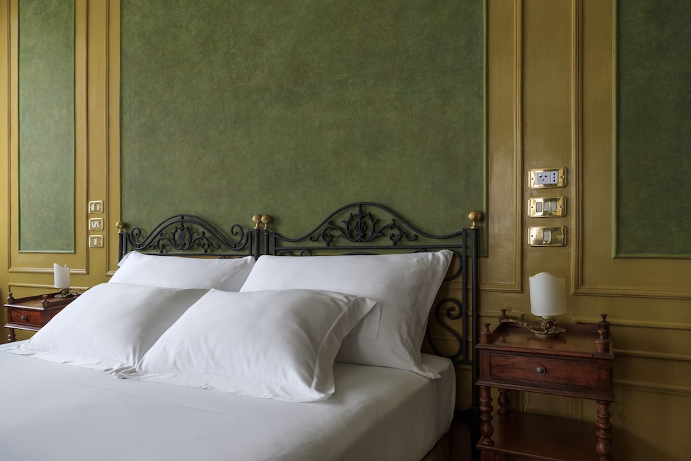 Serenissima, Suite, Queen Bed، Hotel Locarno 3/10
