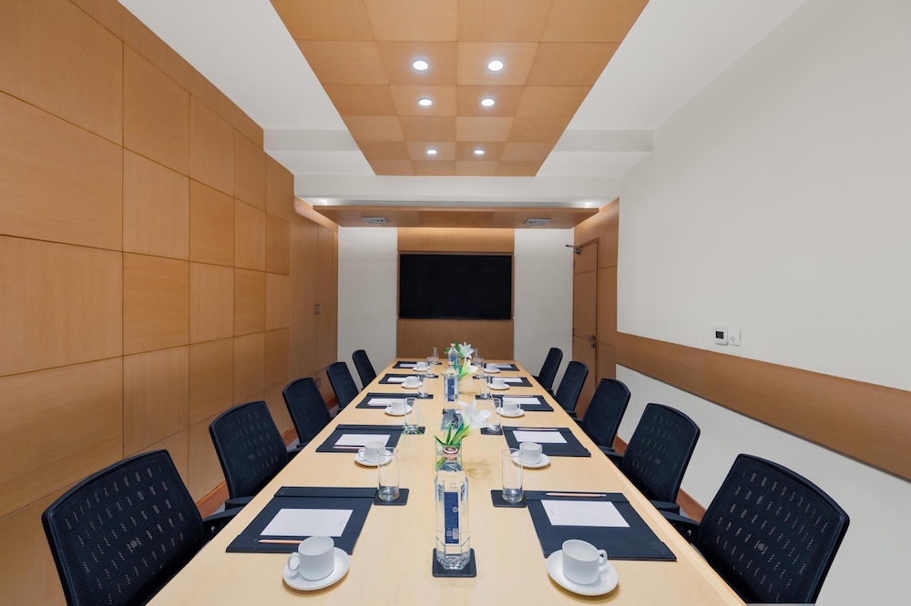 Country Inn Suites By Radisson Gurgaon Sector 12 37/49