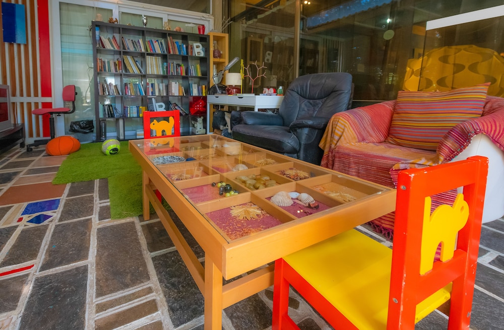 Apollonia Apartments 33/50