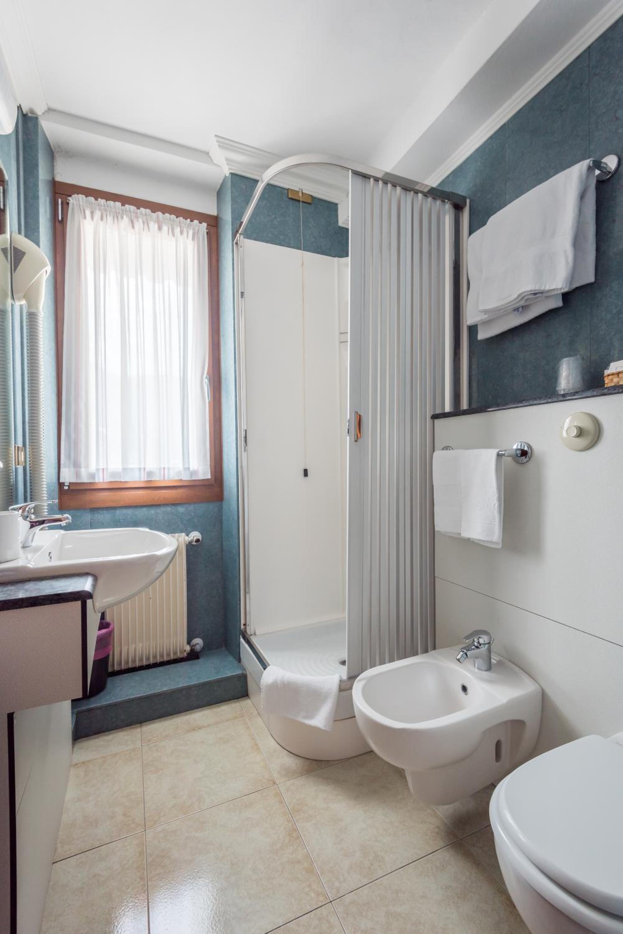 Hotel St. Raphael 53/53