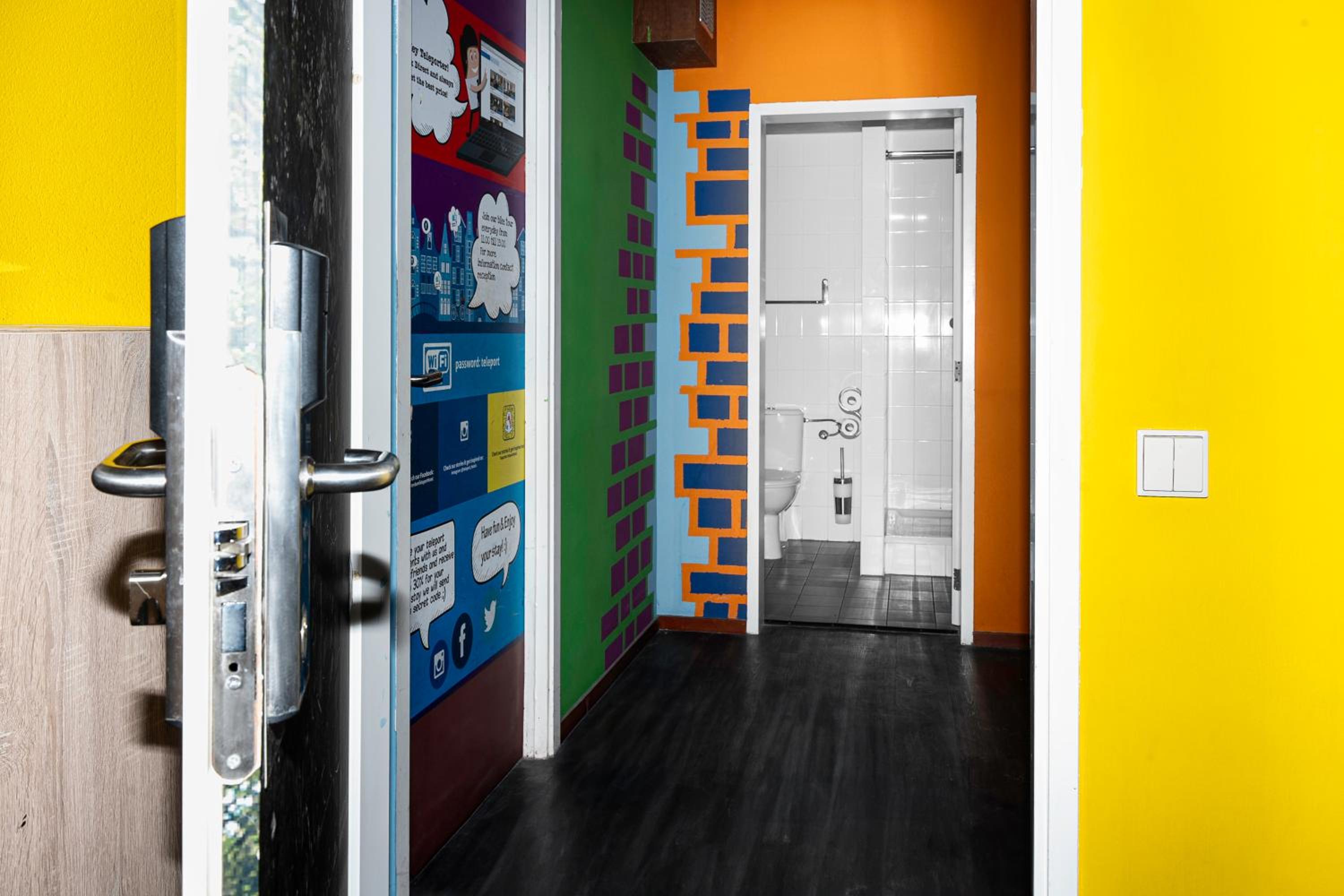 Studio, 3 Bunk Beds, External Bathroom