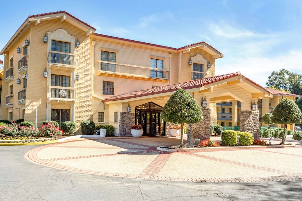 Quality Inn Charlotte Airport 3/39