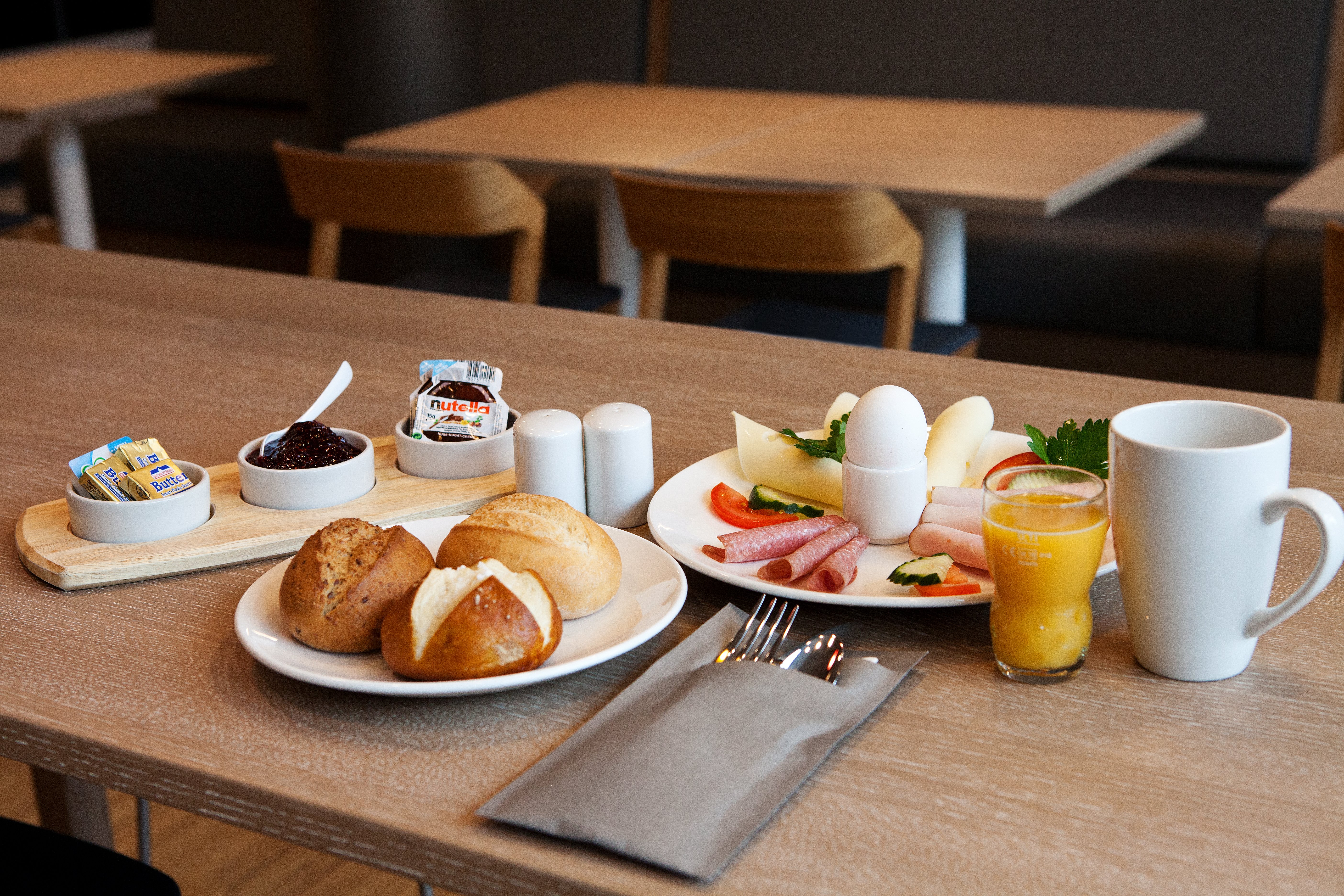 Holiday Inn Express Darmstadt 24/50