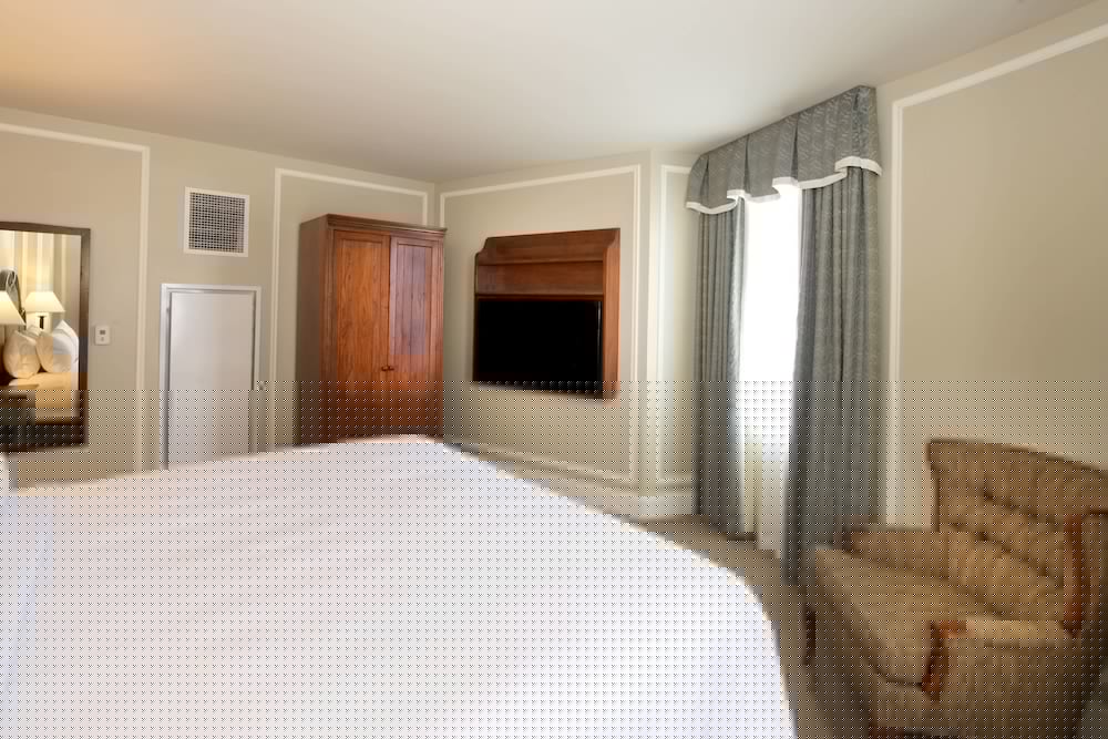 Marriott Syracuse Downtown 16/82