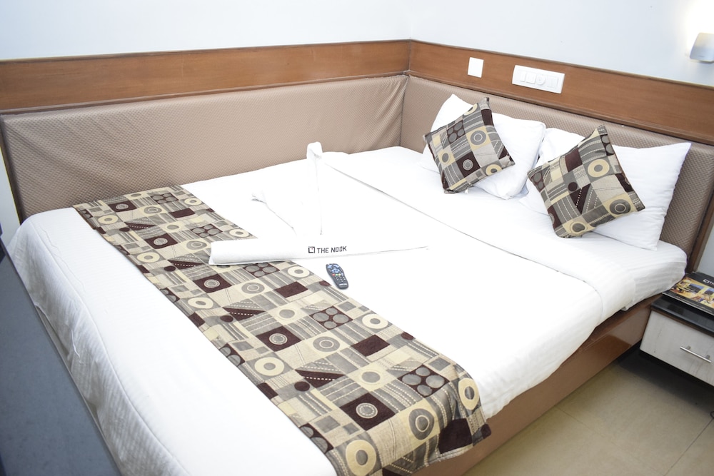 The Nook Hotel 34/68