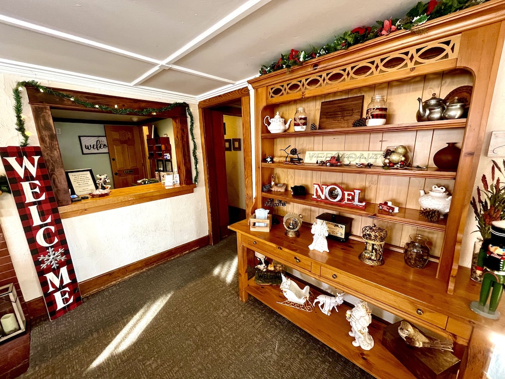 The Vermont Inn 8/50